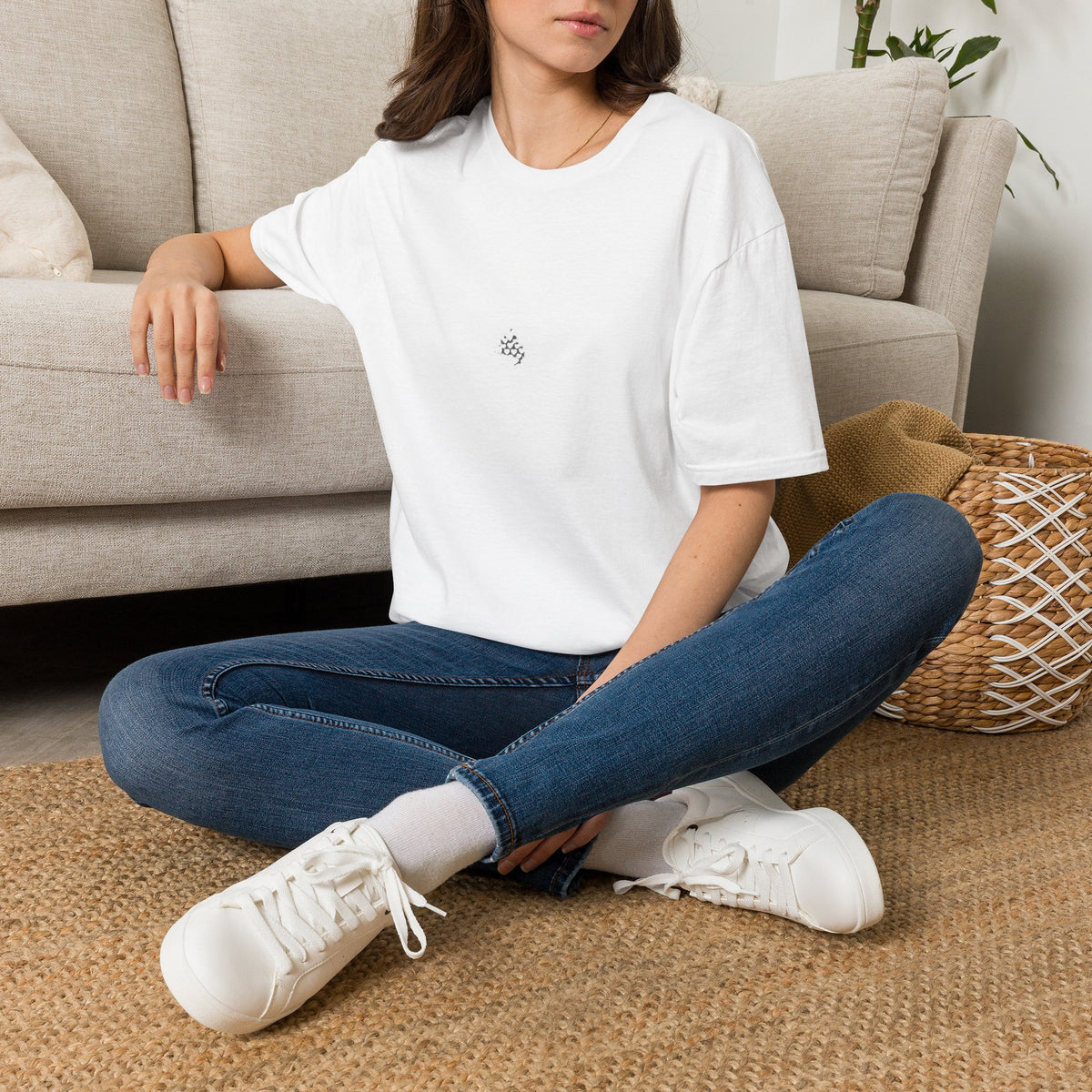 Minimal Bee Graphic T-Shirt — Small Chest Logo, Casual Everyday Tee