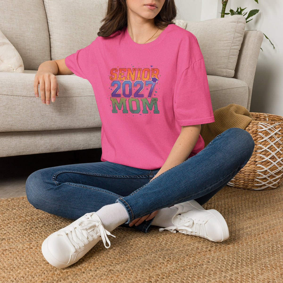Senior 2027 Mom T-Shirt — Proud Graduation Mom Tee