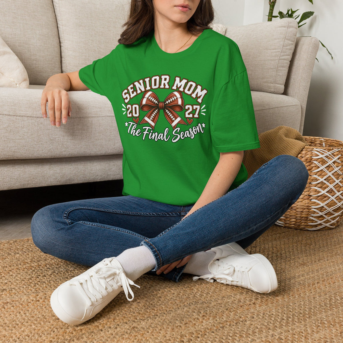 Senior Mom 2027 Football Tee – The Final Season